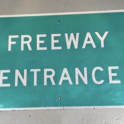 FREEWAY ENTRANCE SIGN