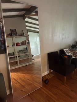 Moving sale
