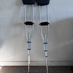Cushioned Crutches