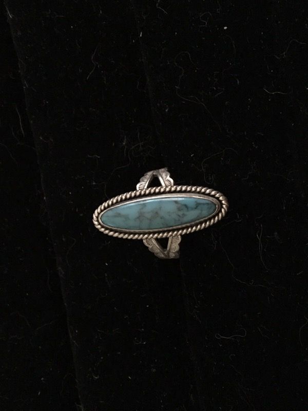 Elongated oval turquoise ring