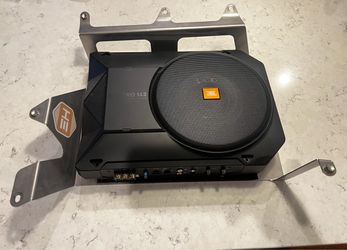 JBL basspro SL2 sub on custom metal sub bracket for 80 series LC