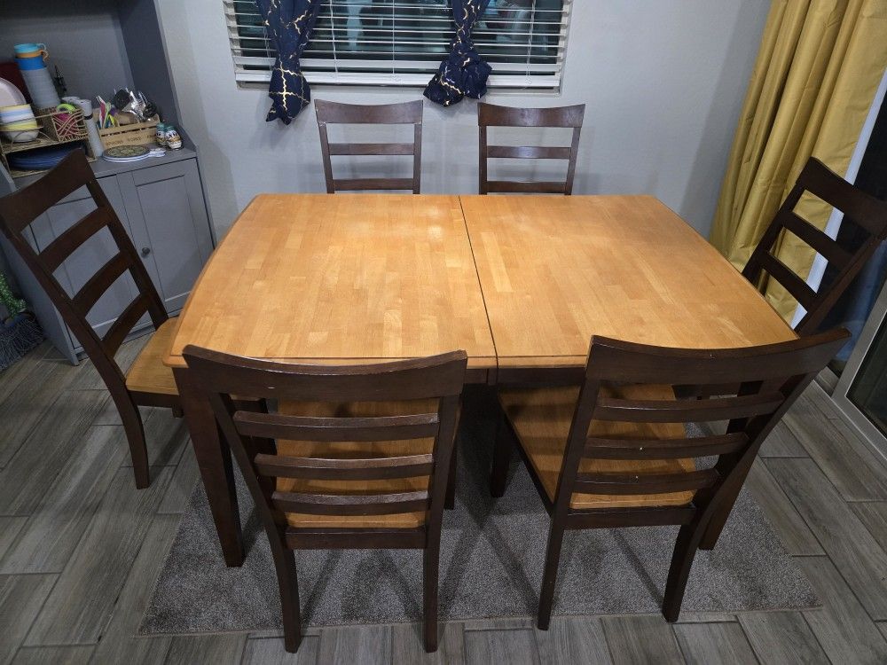 6 Seater Rectangle Real Wood Expandable Dining Table