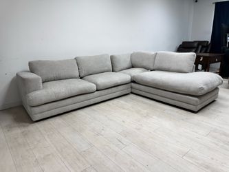 Fabric sectional east and vine