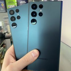 Unlocked Samsung Galaxy S22 Ultra 5G 256GB