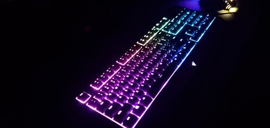 Logitech G910 RGB Gaming Keyboard