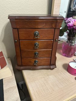 Wood Jewelry Box