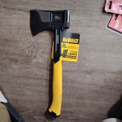 DeWalt 20 Oz Hachet