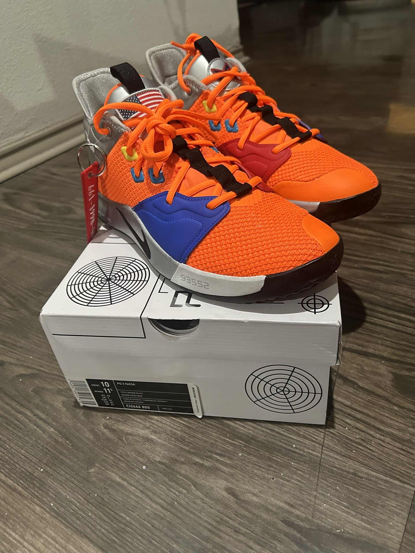 Nike PG NASA Total Orange Size 10 DEADSTOCK!