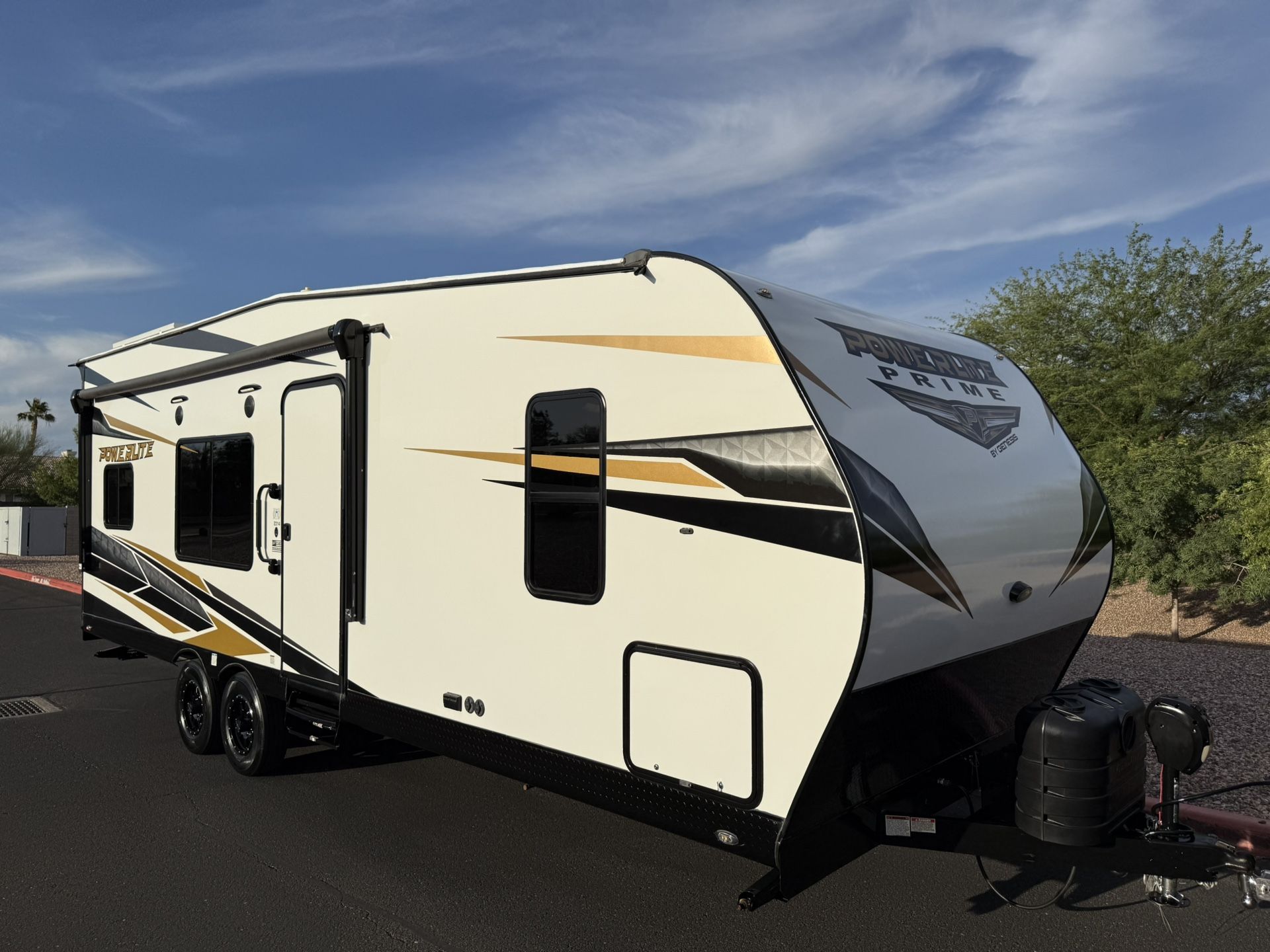 2022 Genesis Supreme Toy Hauler