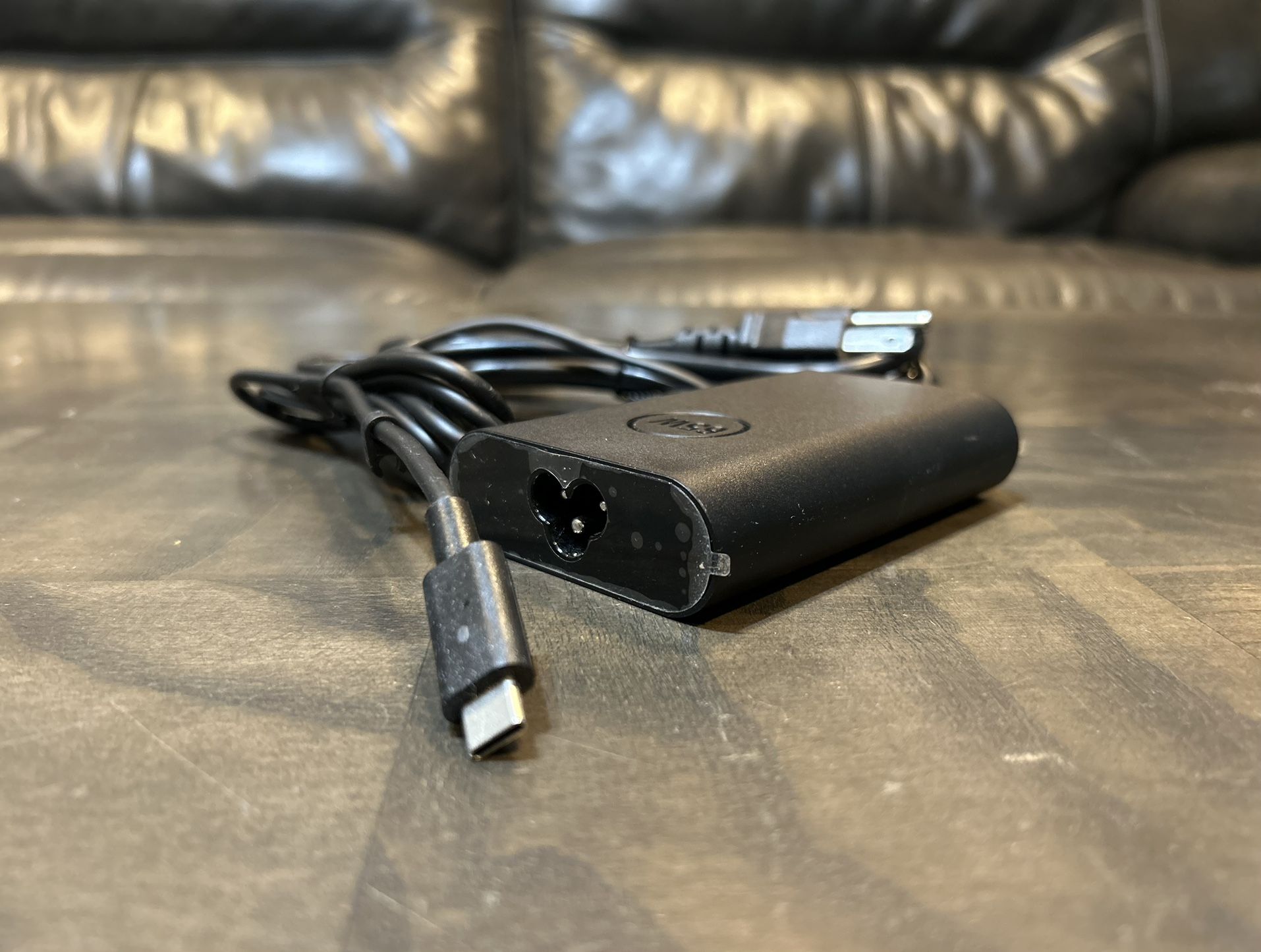 DELL USB C 65W charger / adapter for laptop computer