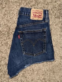Women’s Levi’s 501 Buttonfly Cutoff Jean Shorts Size 25