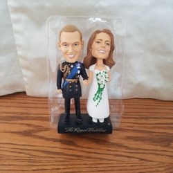 William And Kate Bobbleheads. New In The Box. The Royal Wedding.