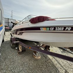 1998 Reinell Boat w/ Trailer – Under 1000 Hours – Great Family Boat