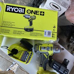 18v 1/2 Impact Wrench Kit 