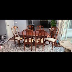 table with 6 chairs
