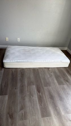 FREE Twin Bed FREE 1st come first serve