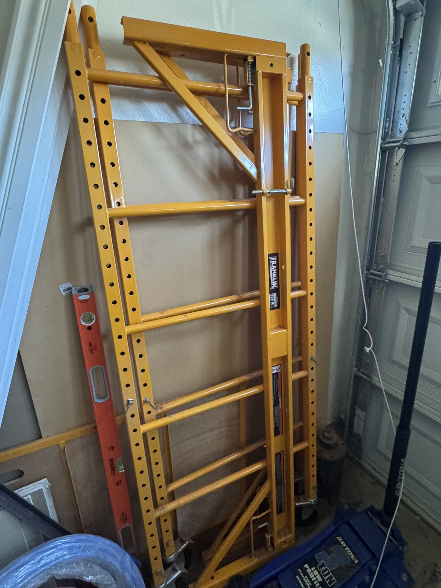 900 Lbs Heavy Duty Scaffold