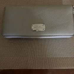 MK Wallet Authentic Good Conditions 