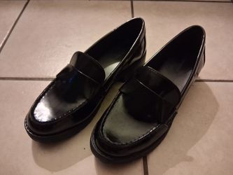 Woman's 7 to 7 1/2 size