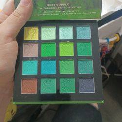 Daizykat Cosmetics Eyeshadow Bundle