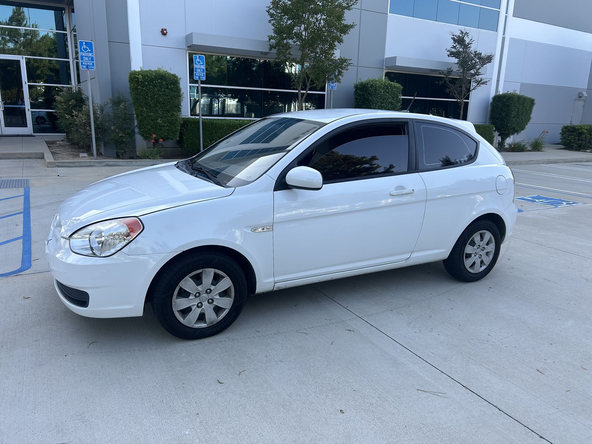 2010 Hyundai Accent