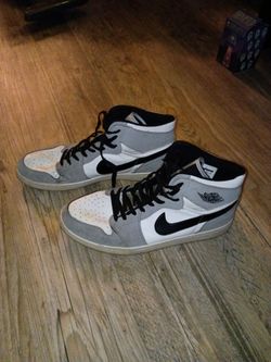 Air Jordan 1 Mid Smoke Gray Size 14