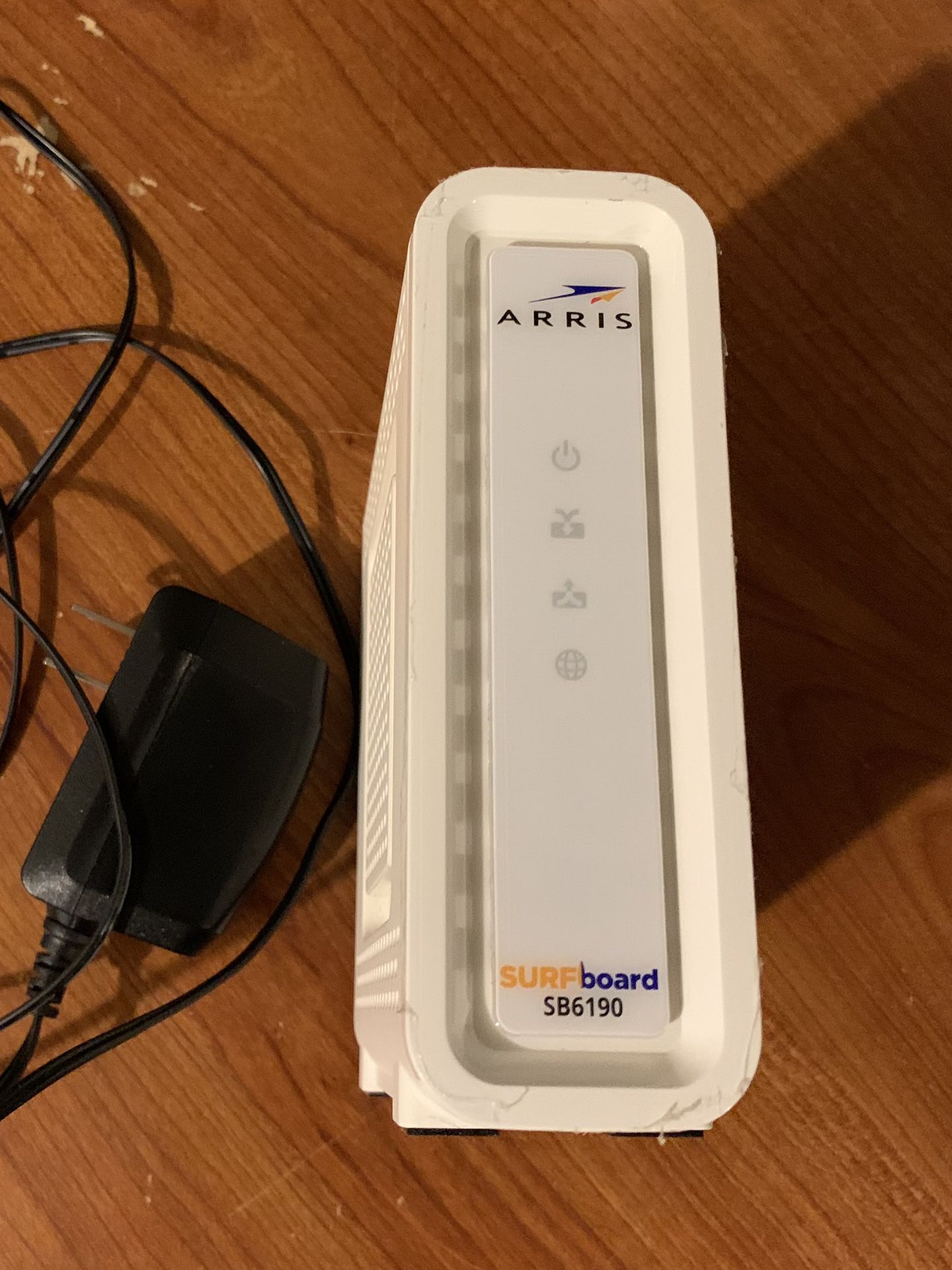 ARRIS Cable modem Surfboard SB6190