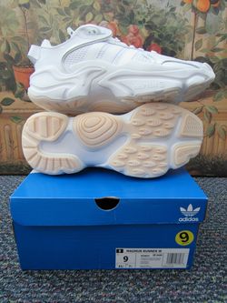 Adidas Magmur Runner White Off Running Shoes Sz 9