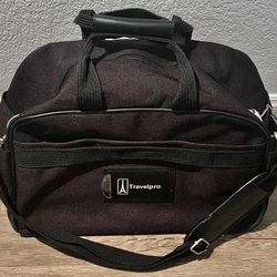 🔐 Travelpro Premier Luggage/Bag, Metal Zipper Pulls, Combo Lock (brand new)