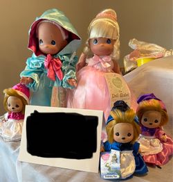 Disney Precious Moments Doll Set
