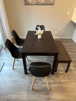 75” Table 4 chairs and bench