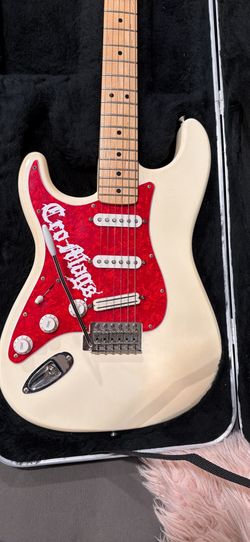 fender Stratocaster left-handed