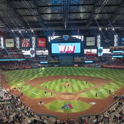 Dbacks Saturday & Sunday Tickets, Suite/Club Level, Front Row 
