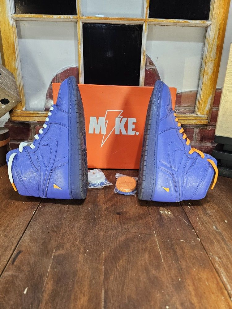 Nike Size 11.5 M AIR JORDAN 1 RETRO HIGH OG G8RD GATORAID display picture 1