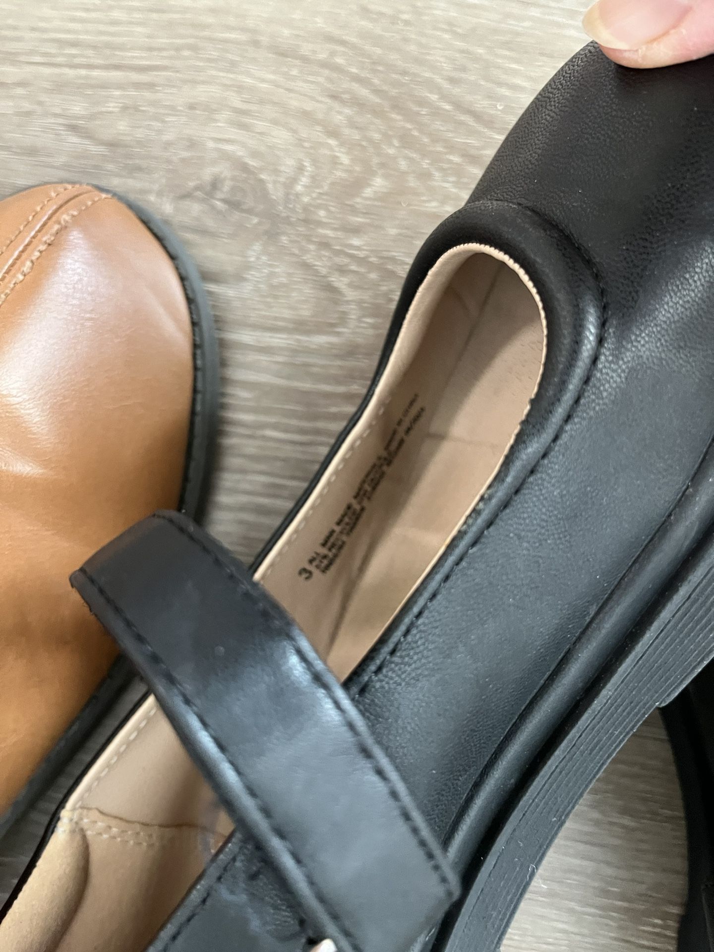 Young Girls Shoes, 5 Pairs