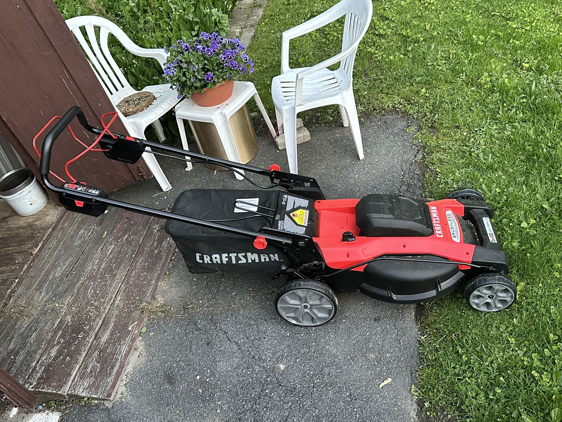 Craftsman Electric Lawnmower, Blower And Weedwacker