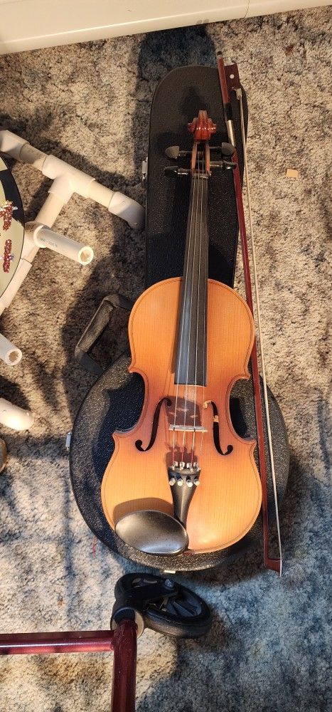 Anatanio Violin