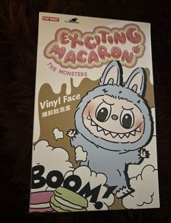 Exciting Macaron Labubu