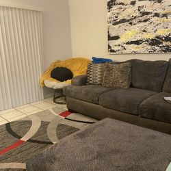 Rooms To Go Gray Sectional Couch