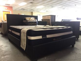 BEDROOM SET