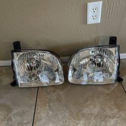 2000-2003 Toyota tundra headlights