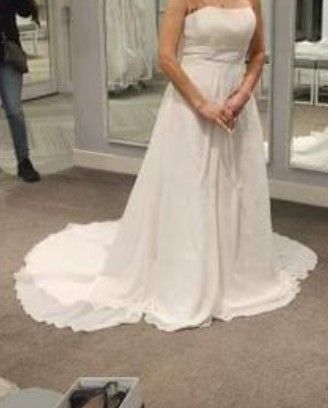 David's Bridal Strapless Ivory Wedding Dress 