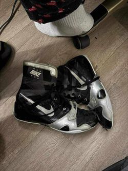 nike hyper Ko1 size 10.5 Men