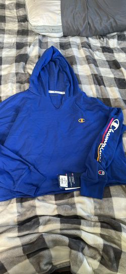 Champion women’s cropped sweater