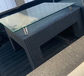 Free Glass Top Small Patio Table *Pls Read Description*