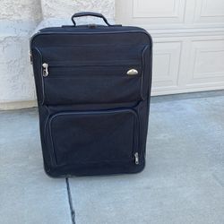 American Tourister Luggage/Siutcase