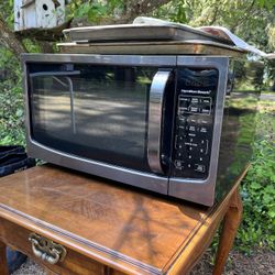 Hamilton Beach Microwave Oven