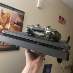 Ps4 + 6 Games + controller