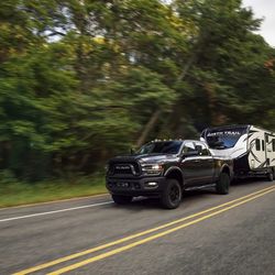 Fifth wheel transportation