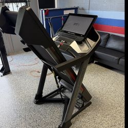 ProForm 9000  Treadmill 